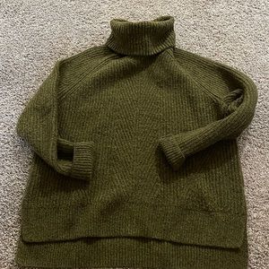 madewell turtleneck